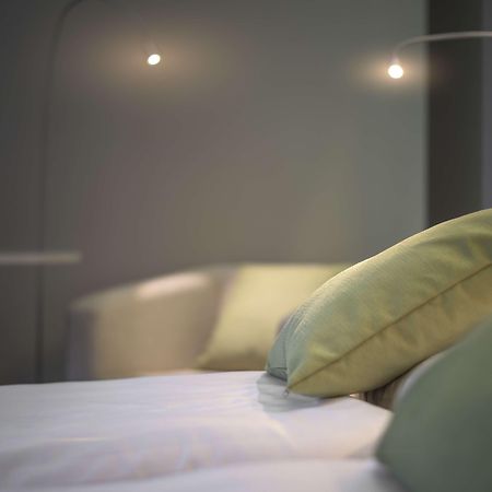 Best Western Plus Lakeside Hotel Szekesfehervar Ngoại thất bức ảnh